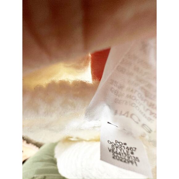 Vince Cream Nubby Wool Blend Long Sleeve Turtleneck Pullover Sweater XL New - Picture 7 of 7